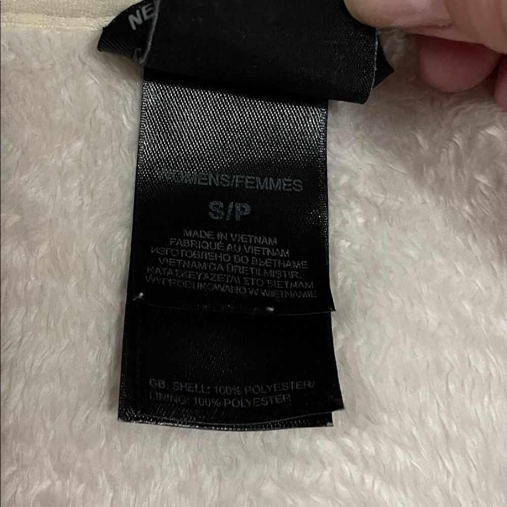 Cream Colored Northface Jacket - image 3